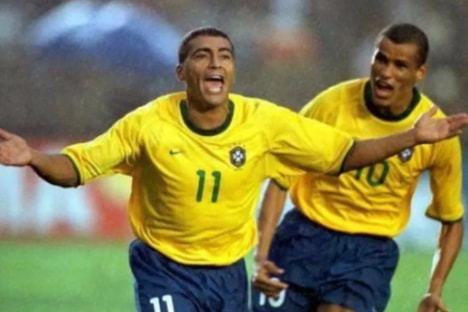 周六意甲焦点战：维罗纳迎战亚特兰大，保级压力与欧战野心的激烈碰撞！